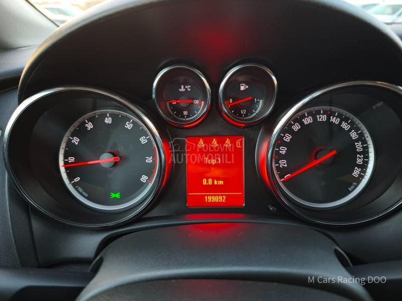 Opel Astra J 1.6 ENJOY