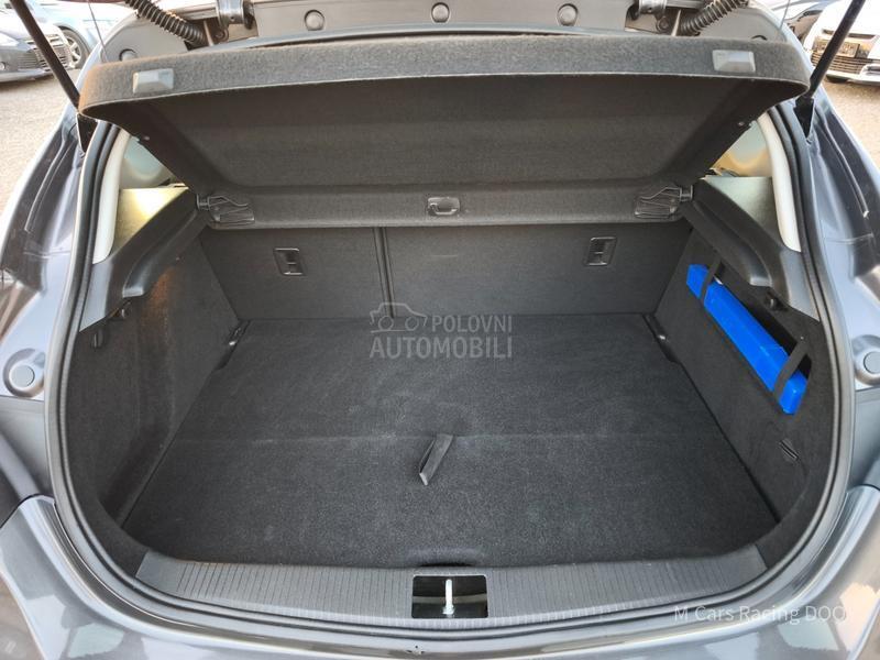 Opel Astra J 1.6 ENJOY