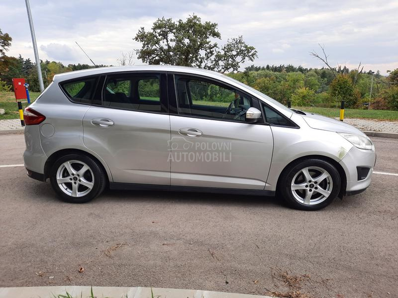 Ford C-Max TITANIUM