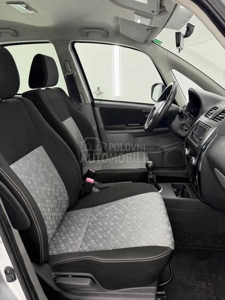 Suzuki SX4 1.6i/4x4/CH/T0P