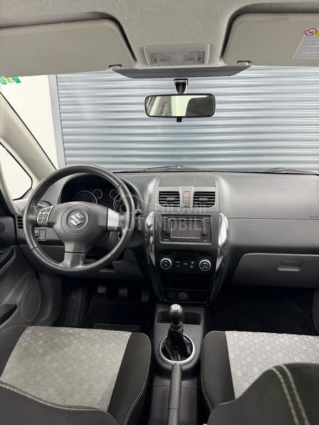 Suzuki SX4 1.6i/4x4/CH/T0P