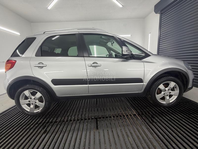 Suzuki SX4 1.6i/4x4/CH/T0P