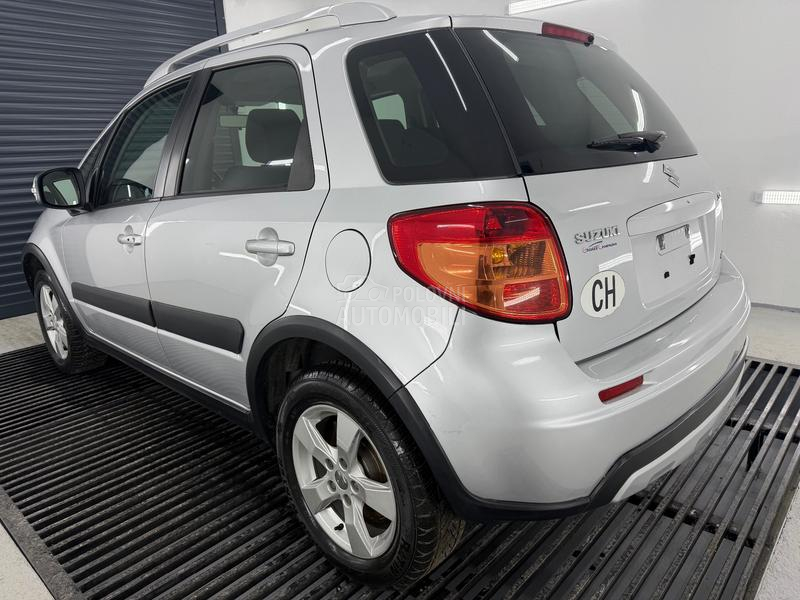 Suzuki SX4 1.6i/4x4/CH/T0P