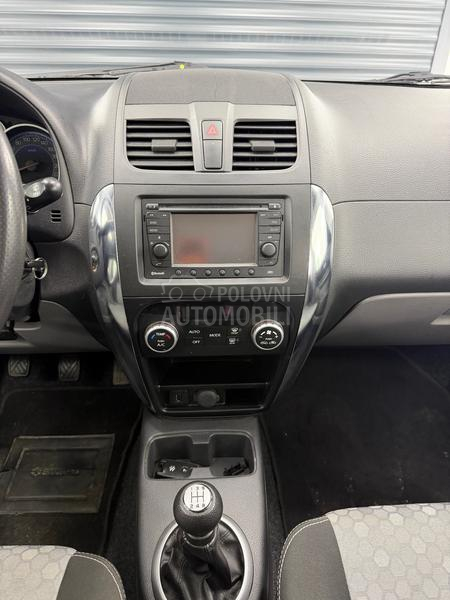 Suzuki SX4 1.6i/4x4/CH/T0P