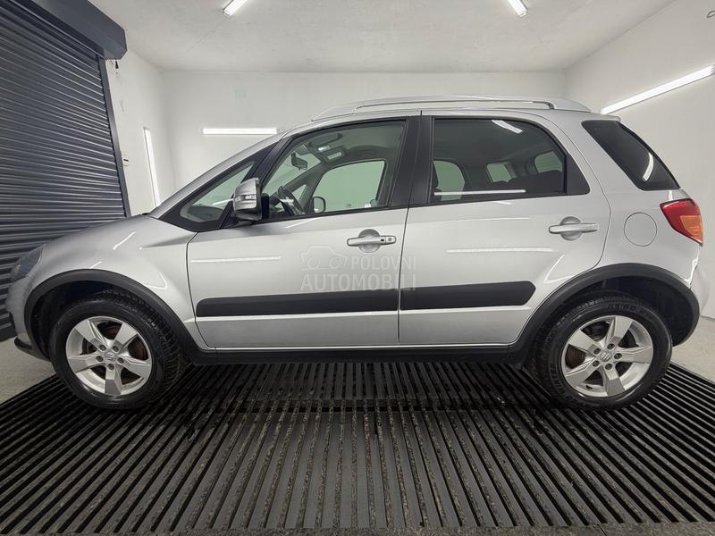 Suzuki SX4 1.6i/4x4/CH/T0P