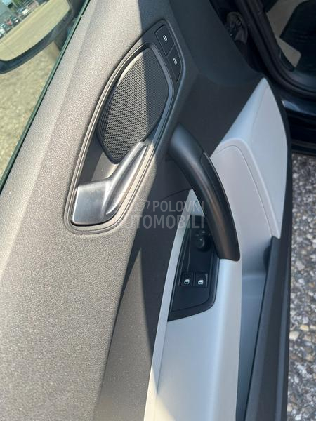 Audi A1 1.2 TFSI ATTRACTION