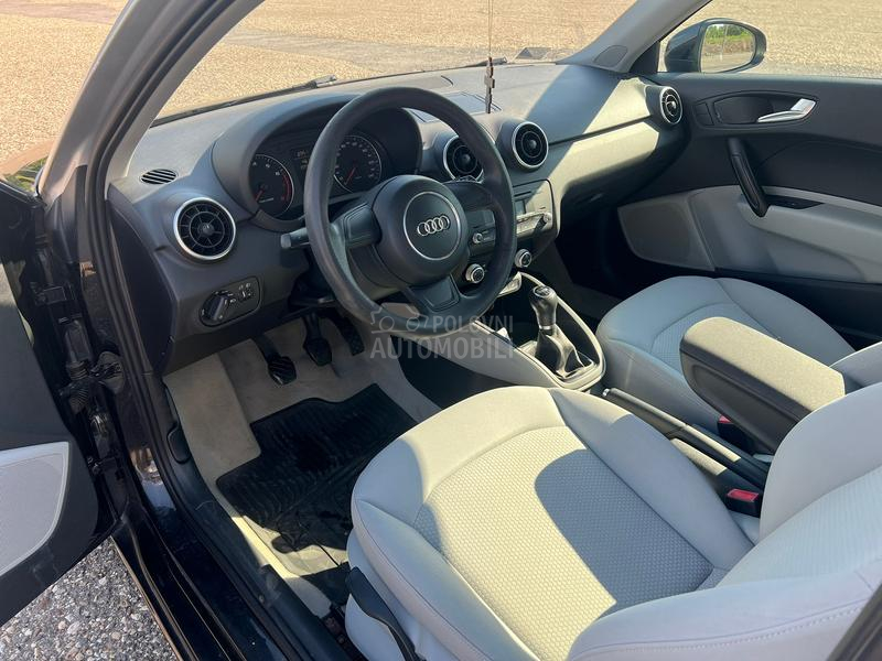 Audi A1 1.2 TFSI ATTRACTION