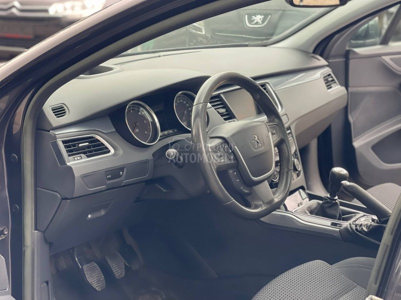Peugeot 508 P A N O