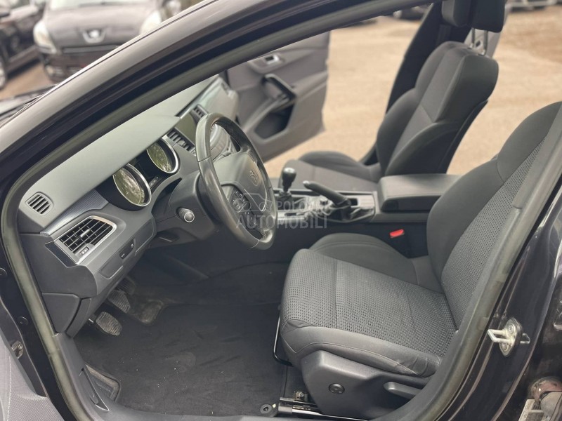 Peugeot 508 P A N O