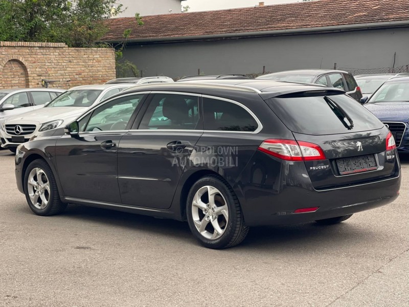 Peugeot 508 P A N O