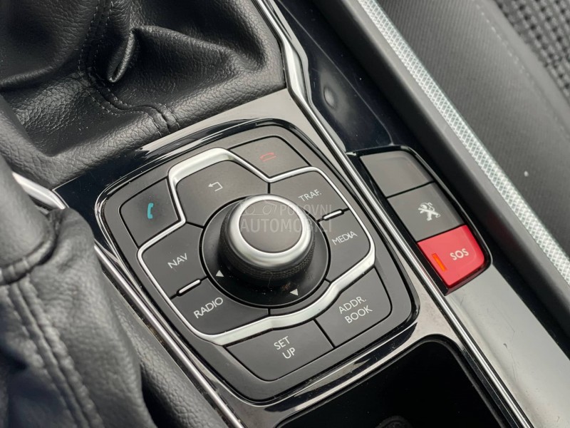 Peugeot 508 P A N O
