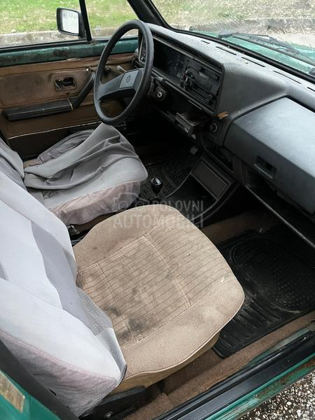 Volkswagen Golf 1 1.5B