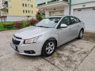 Chevrolet Cruze 1.8 LS