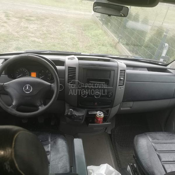 Mercedes Benz SPRINTER 310CDI putar