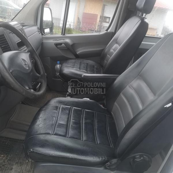 Mercedes Benz SPRINTER 310CDI putar