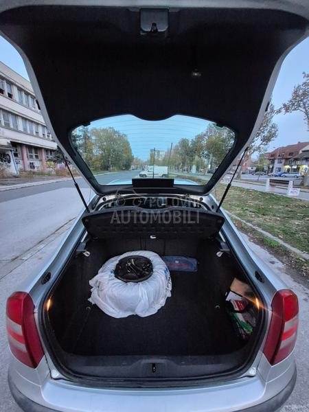 Škoda Octavia 1.6 elegance