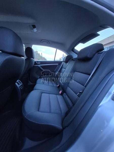 Škoda Octavia 1.6 elegance