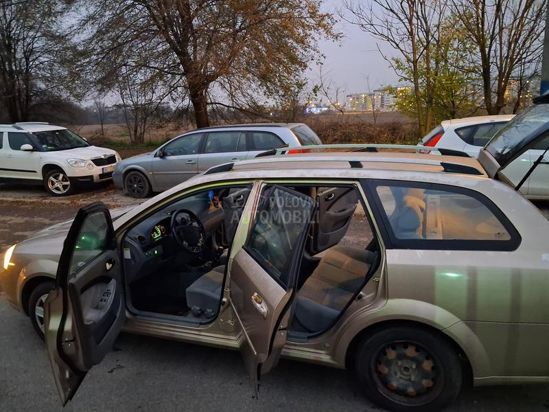 Chevrolet Nubira 1.6 16V