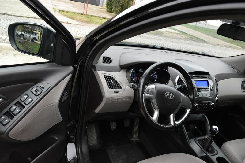 Hyundai ix35 4x4 N0V zama jac