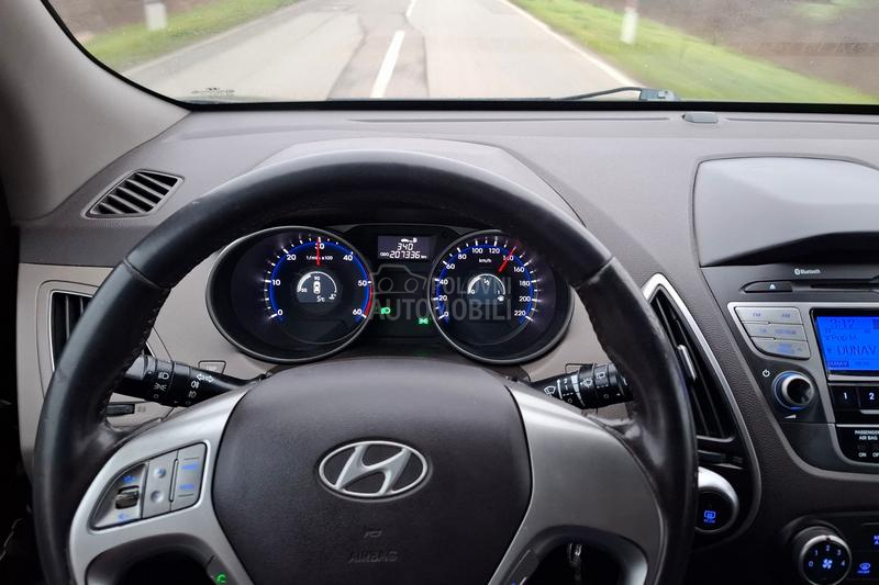 Hyundai ix35 4x4 N0V zama jac