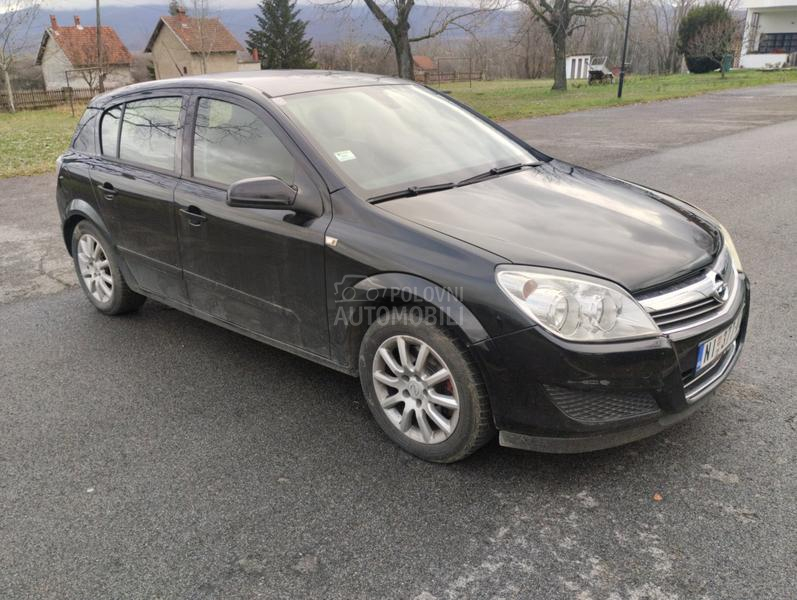Opel Astra H 