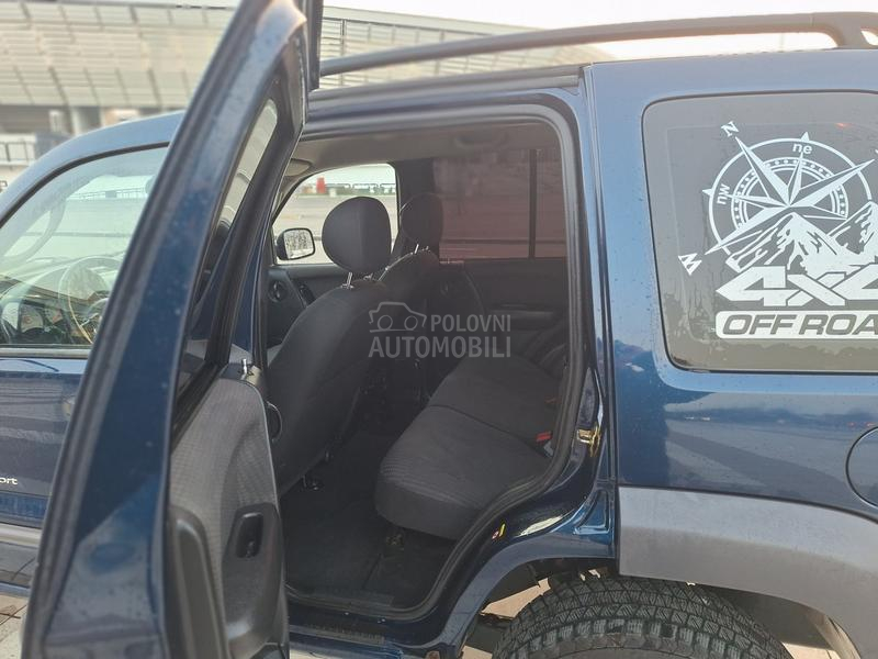 Jeep Cherokee 2.5 crd sport
