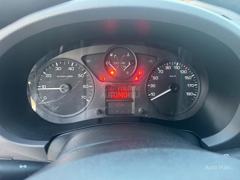 Citroen Berlingo 1.6hdi N1 5 sedista