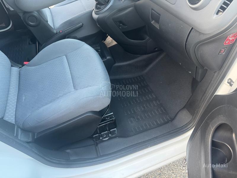 Citroen Berlingo 1.6hdi N1 5 sedista