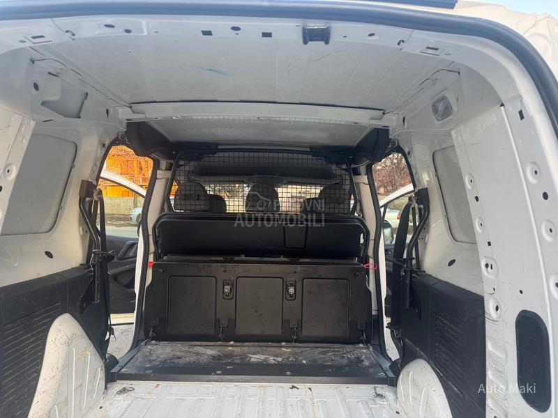 Citroen Berlingo 1.6hdi N1 5 sedista