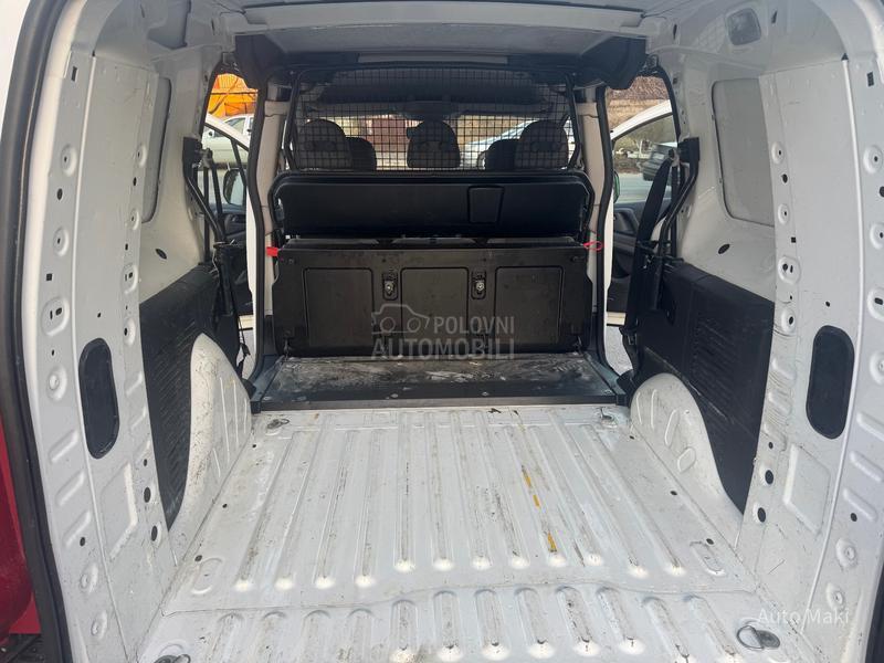 Citroen Berlingo 1.6hdi N1 5 sedista