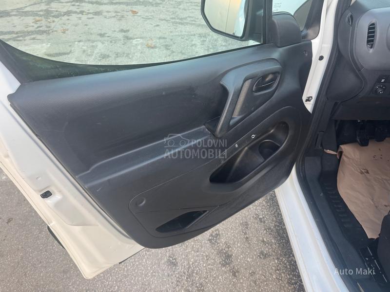 Citroen Berlingo 1.6hdi N1 5 sedista