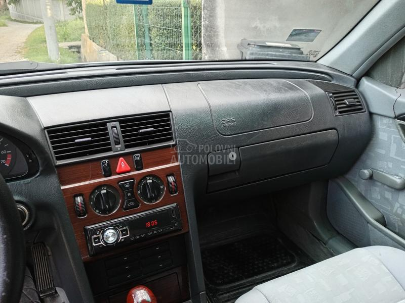 Mercedes Benz C 200 2.0
