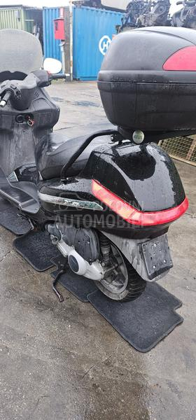 Piaggio X8 200cc