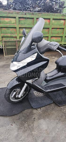 Piaggio X8 200cc