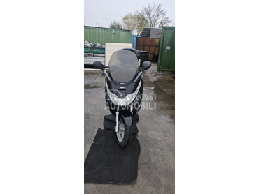 Piaggio X8 200cc