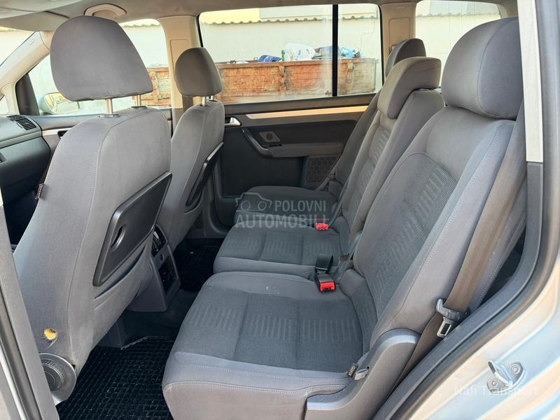 Volkswagen Touran R-line