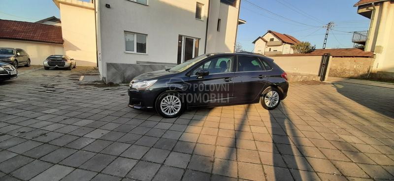 Citroen C4 1.6e.hdi pano