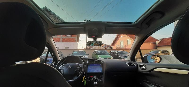 Citroen C4 1.6e.hdi pano