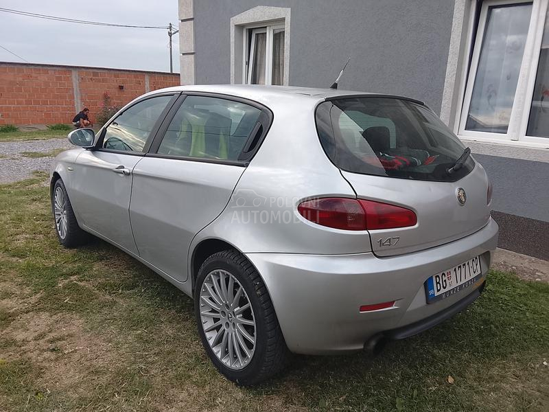 Alfa Romeo 147 