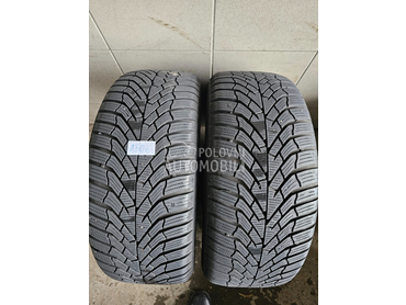 Kumho 235/50 R17 Zimska