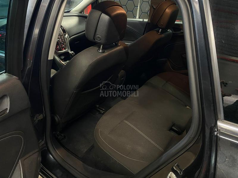 Opel Astra J Cosmo