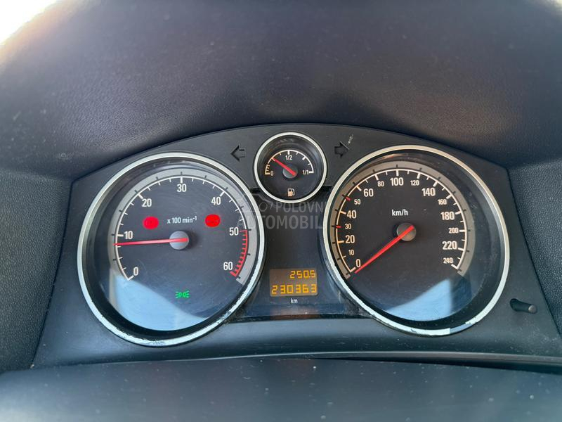 Opel Astra H 