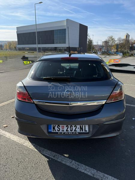 Opel Astra H 