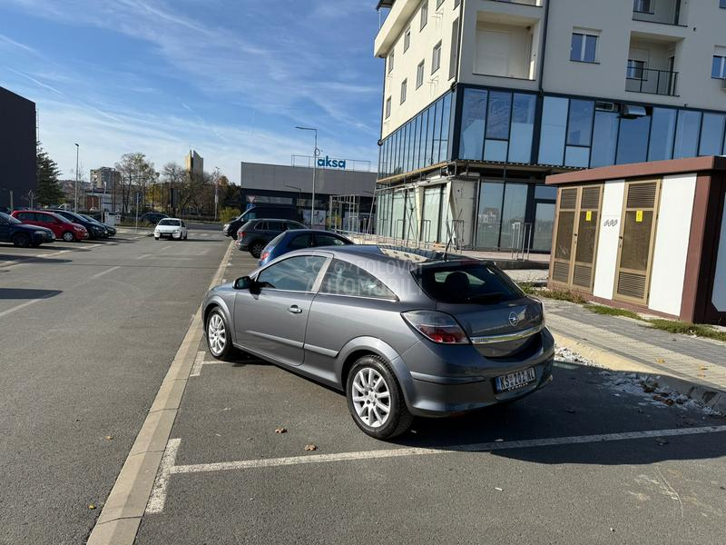 Opel Astra H 