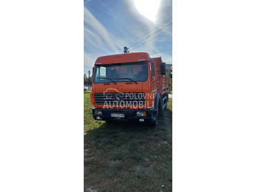 Mercedes Benz 1317