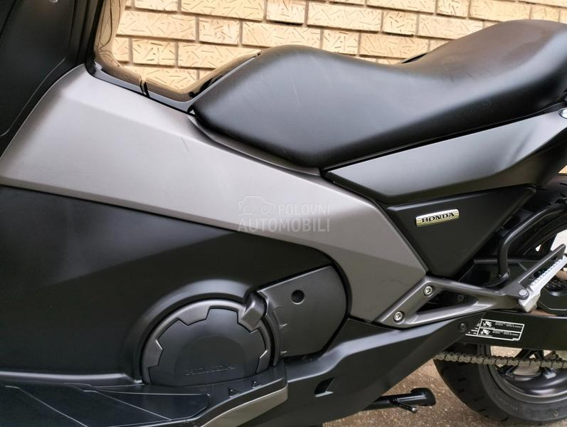 Honda NC 700 D integra