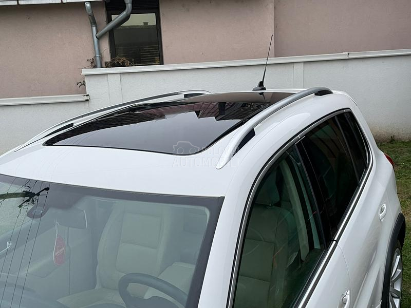 Volkswagen Tiguan dsg/pano/4x4/R-line/