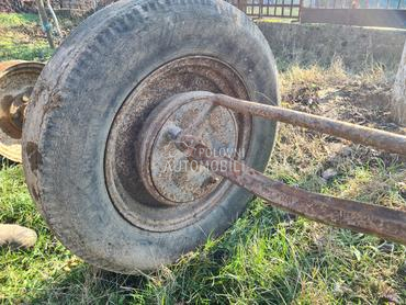 Osovina sa zaprežnih kola