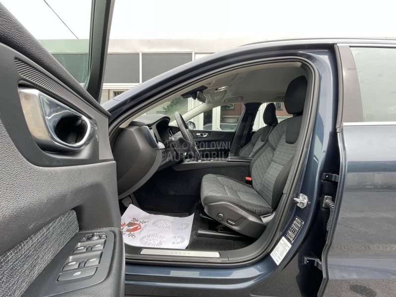 Volvo XC60 AWD Model 2021