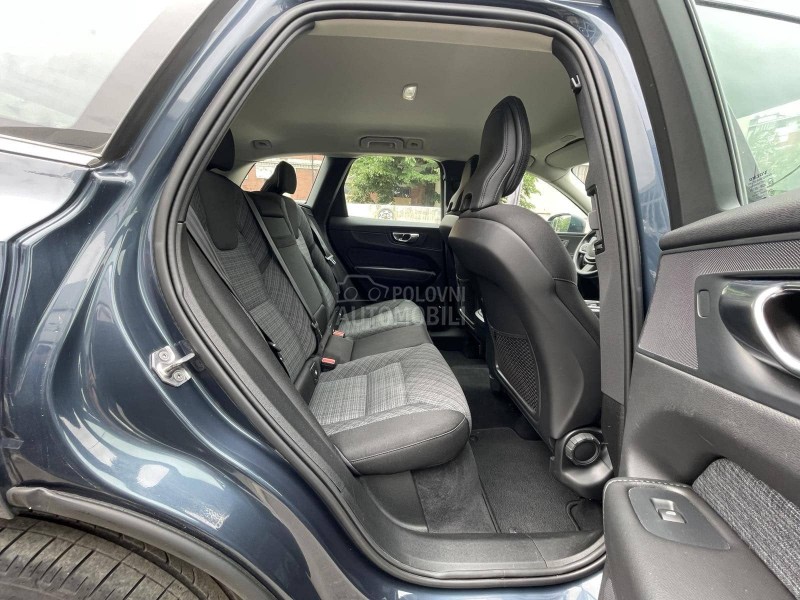 Volvo XC60 AWD Model 2021